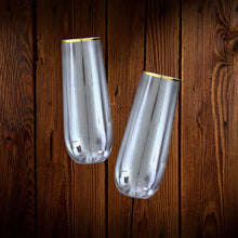 Cargar imagen en el visor de la galería, Copa plástica sin pie tipo flauta. Borde dorado. Unidad.