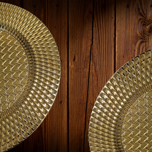 Cargar imagen en el visor de la galería, Plato base plástico. Dorado. Unidad

