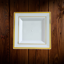 Cargar imagen en el visor de la galería, Blanco cuadrado borde dorado. Plato Postre. Unidad.
