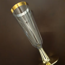 Cargar imagen en el visor de la galería, Copa borde dorado. Unidad.
