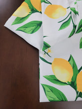 Cargar imagen en el visor de la galería, Limones. Camino de mesa de polyester. Diseño limones
