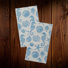 Cargar imagen en el visor de la galería, Náutico. Servilleta de papel rectangular diseño caballos de mar. 8 Un.
