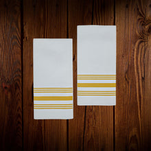 Cargar imagen en el visor de la galería, Servilleta Blanca Rectangular con franjas doradas. 10 Unidades

