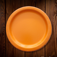 Cargar imagen en el visor de la galería, Platos de colores sin diseño. Principales. 9 Pulgadas
